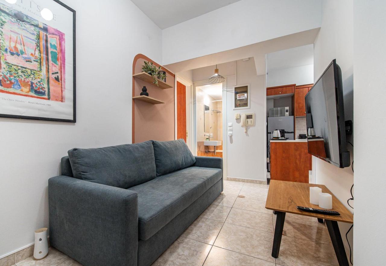 Per56 By Smart Cozy Suites - Right Next To The Metro - Parking - Available 24Hr Athena Bagian luar foto